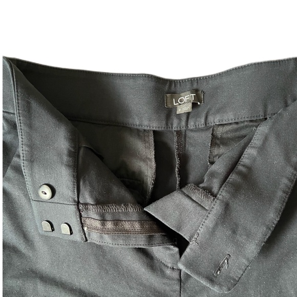 Loft crop wide leg pants, jet black size 6. Flat front with clasps, pockets VGUC - Picture 5 of 8